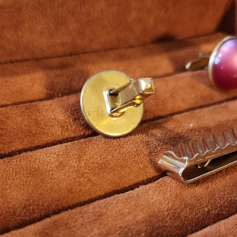 SWANK | Pink Moonstone Cufflinks | Goldtone Tie Bar/Money Clip